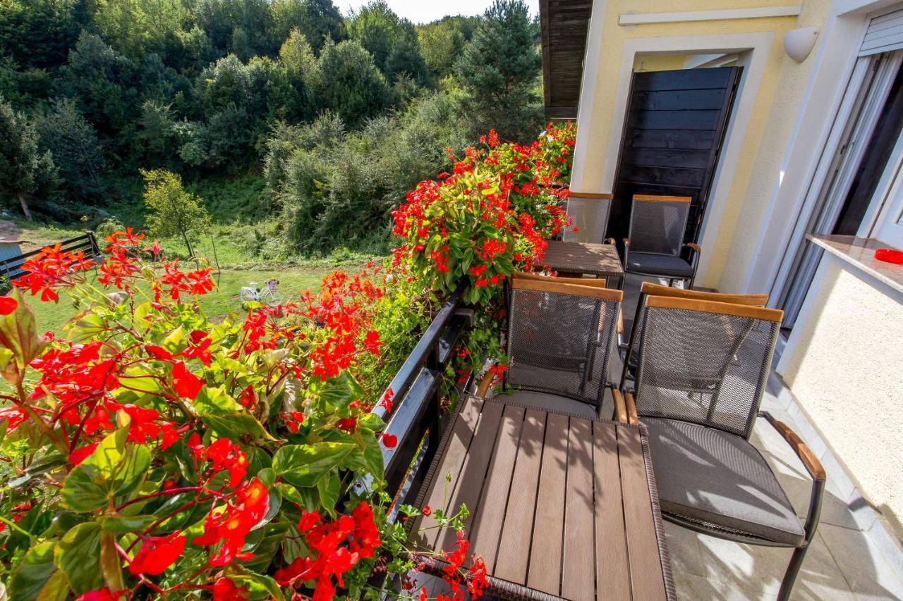 Selak Apartments Grabovac  Kültér fotó