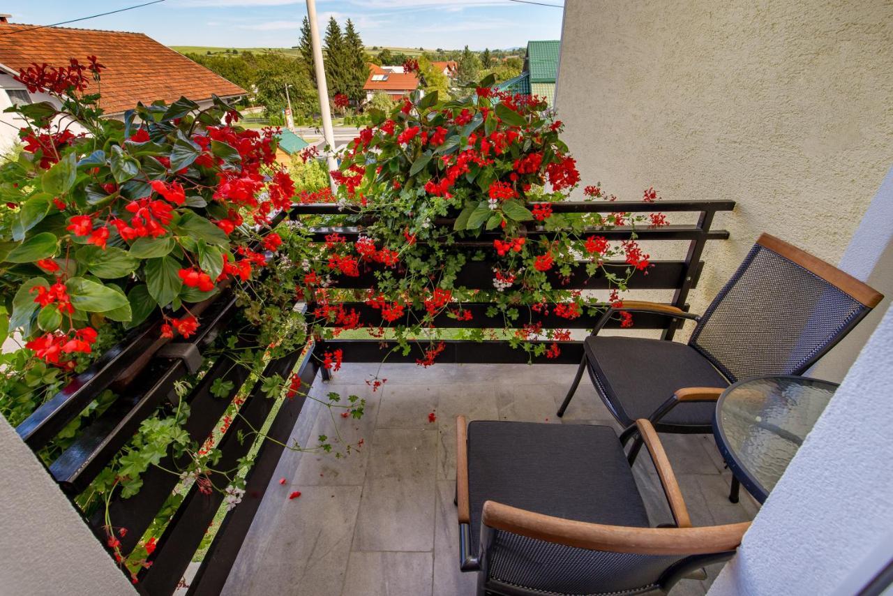 Selak Apartments Grabovac  Kültér fotó